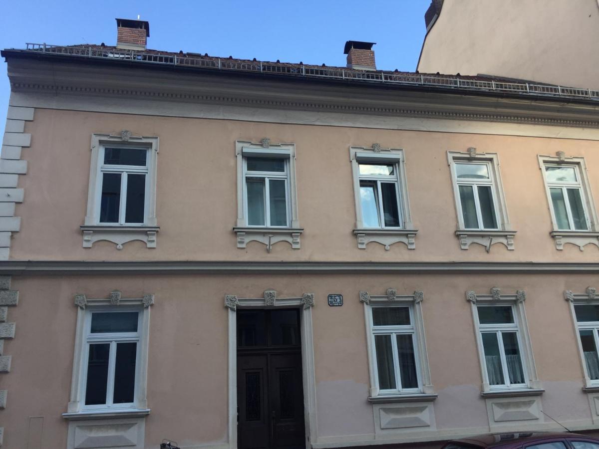 Apartamento Hafen Dock 5 Klagenfurt am Woerthersee Exterior foto